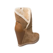 UGG Classic Mondri Cuff Chestnut Boots - Women's