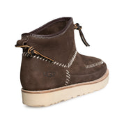 UGG Campfire Pull On Stout Boots - Men's