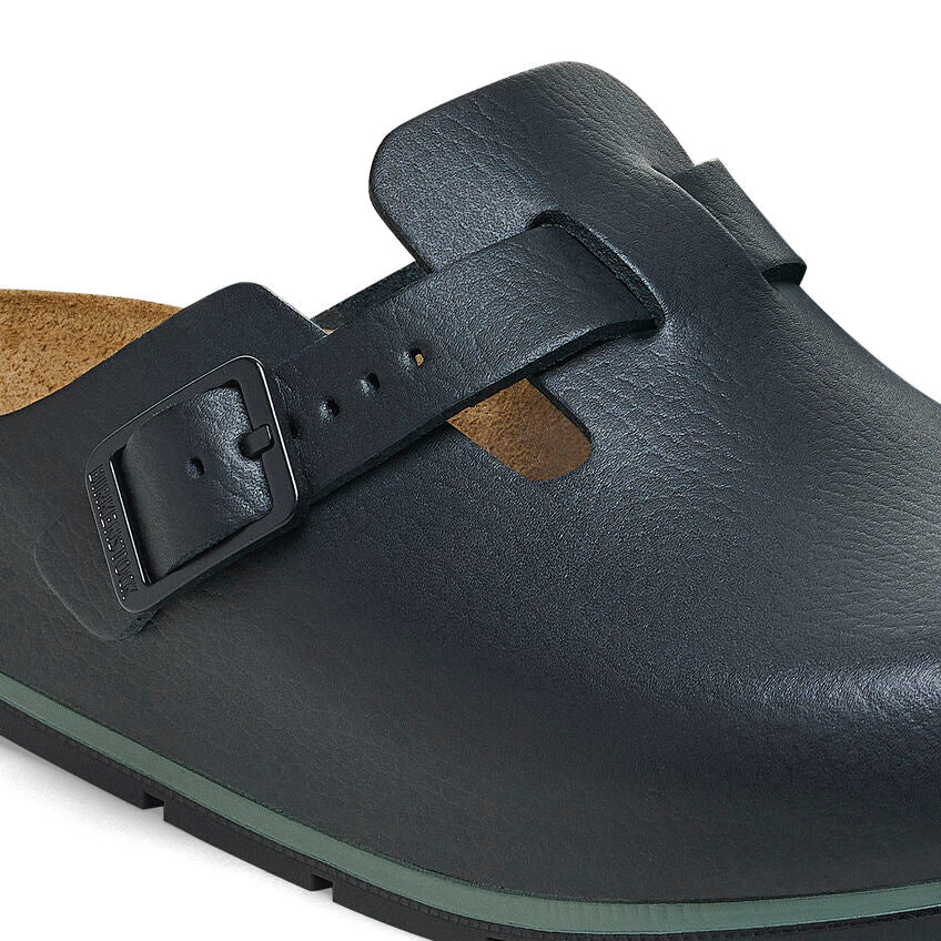 Birkenstock Boston Pro Leather in Black