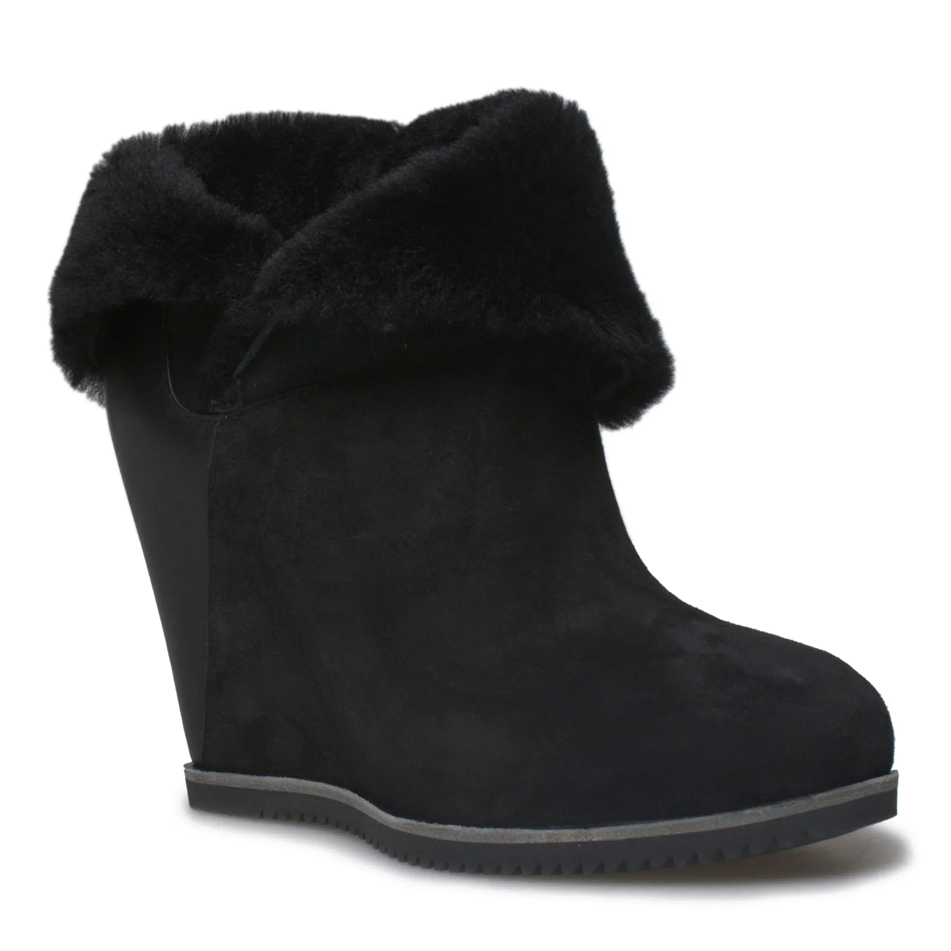 UGG Classic Mondri Cuff Black Boots - Women's