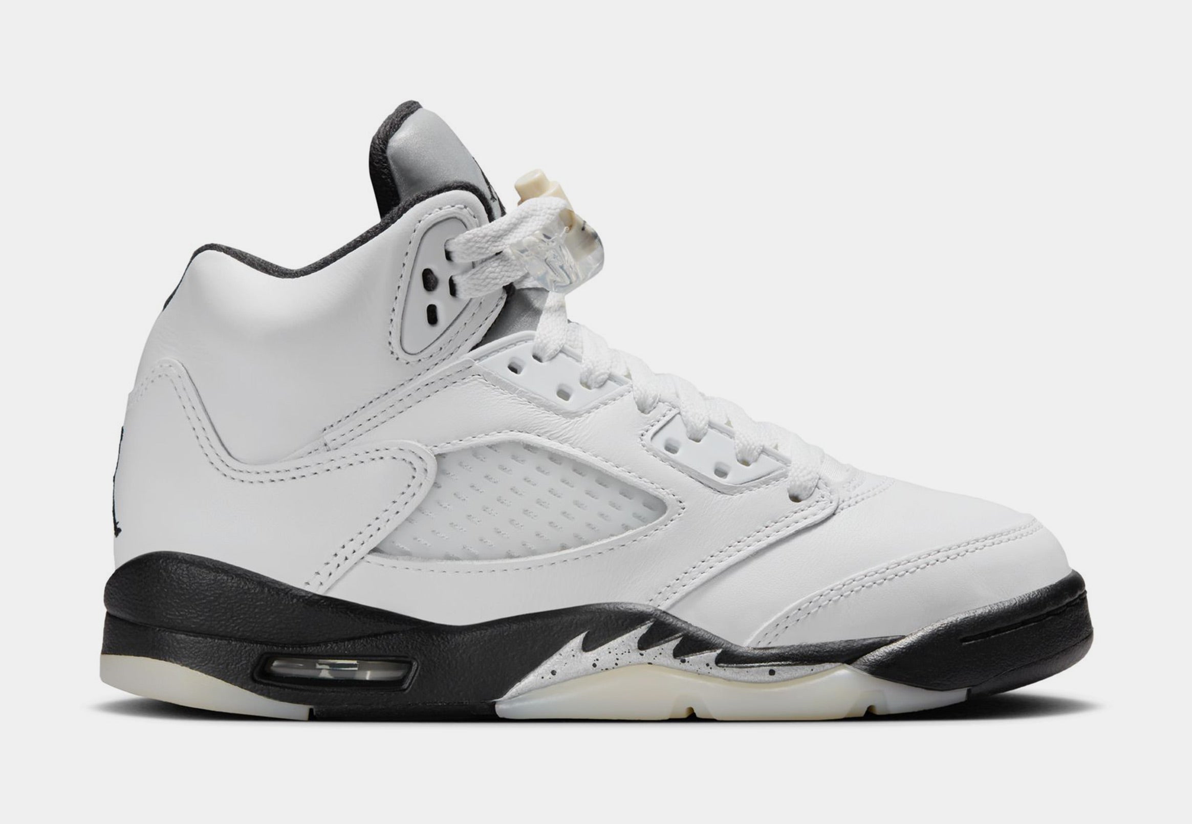 Air Jordan 5 Retro White and Black Grade School Lifestyle Shoes (White/Black/Sail/Metallic Silver) Free Shipping