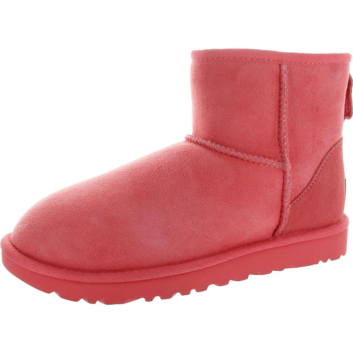 Classic Mini II Womens Suede Cold Weather Shearling Boots