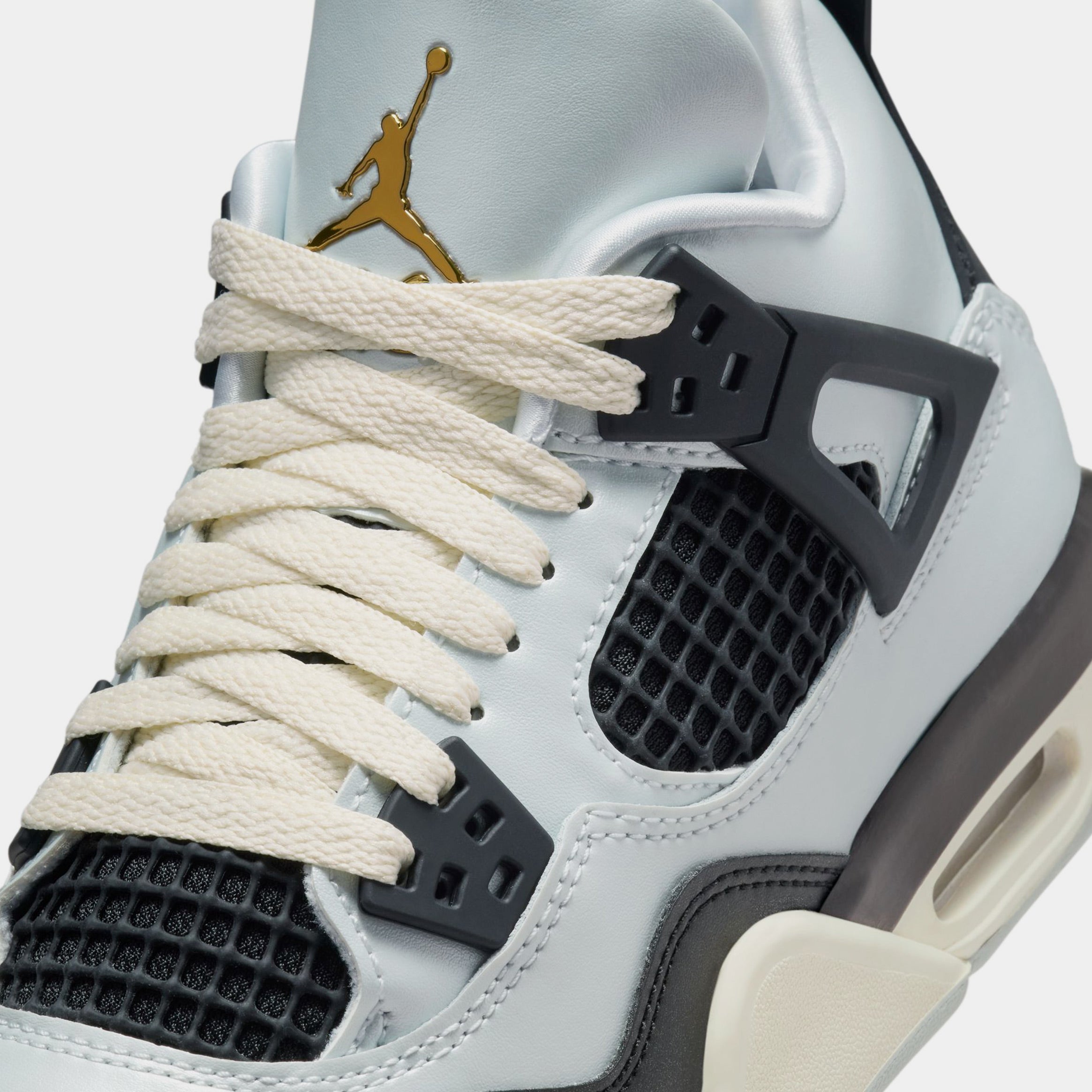 Air Jordan 4 Retro Platinum Gold Grade School Lifestyle Shoes (Pure Platinum/Metallic Gold/Black/Sail)