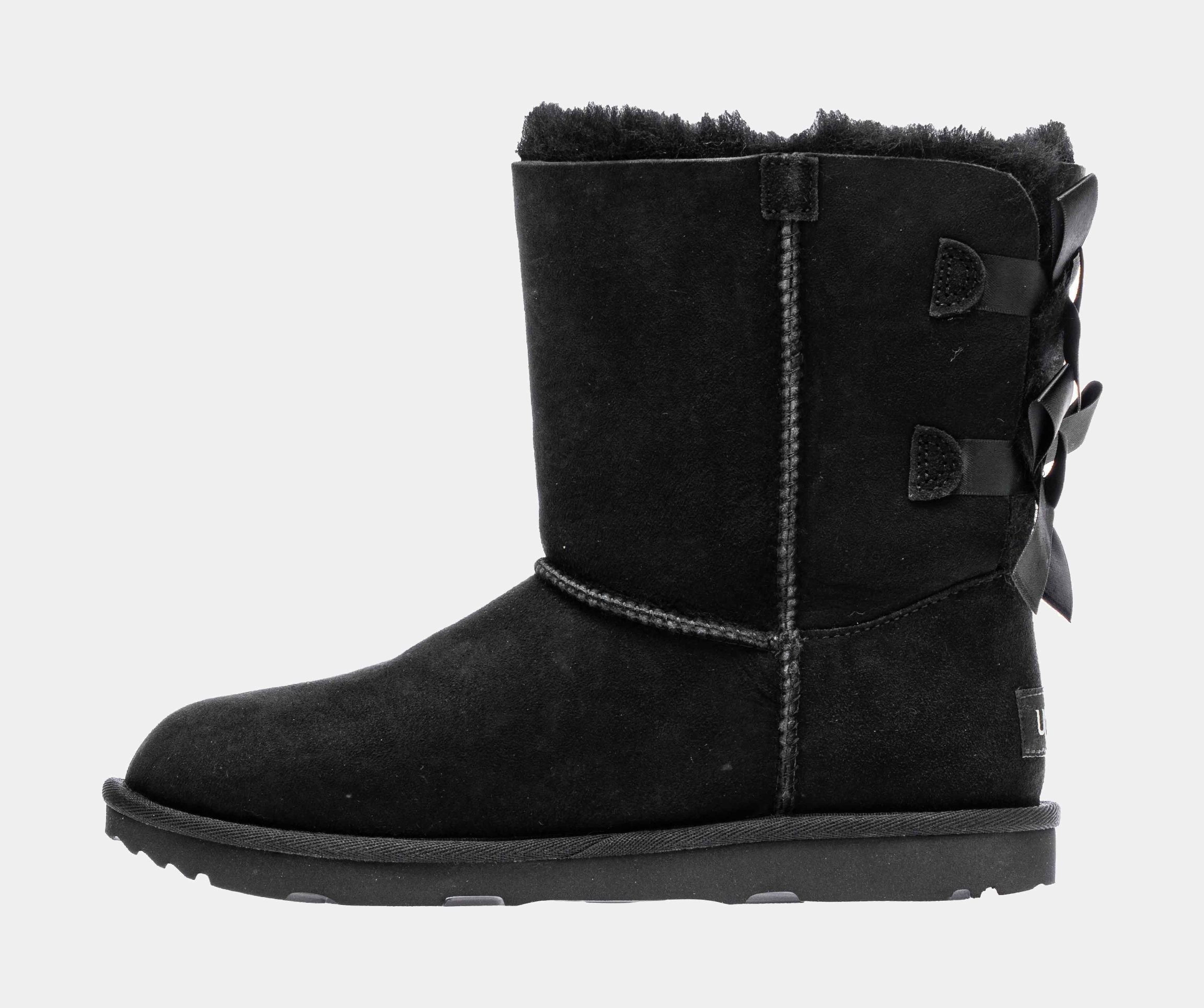 Classic Bailey Bow 2 Grade School Boots (Black)