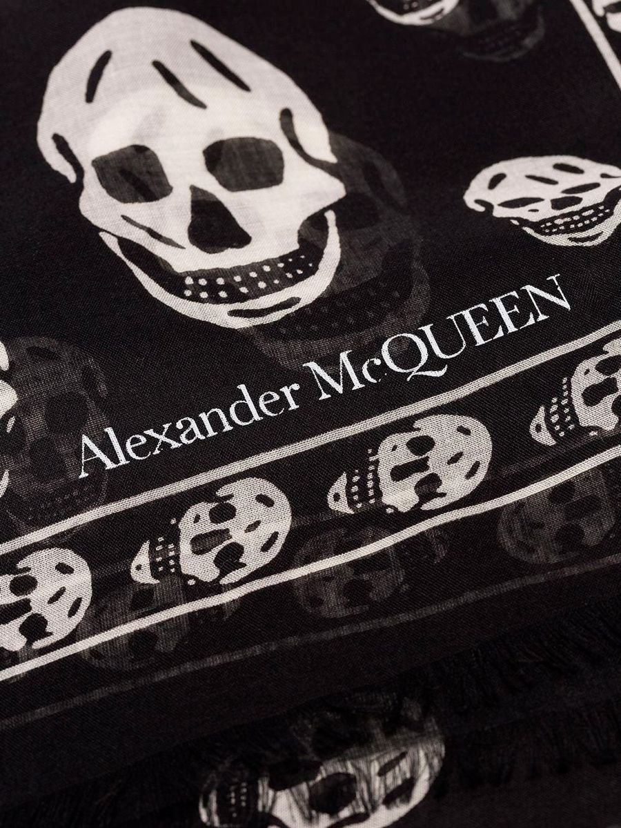 Alexander Mcqueen Scarves And Foulards