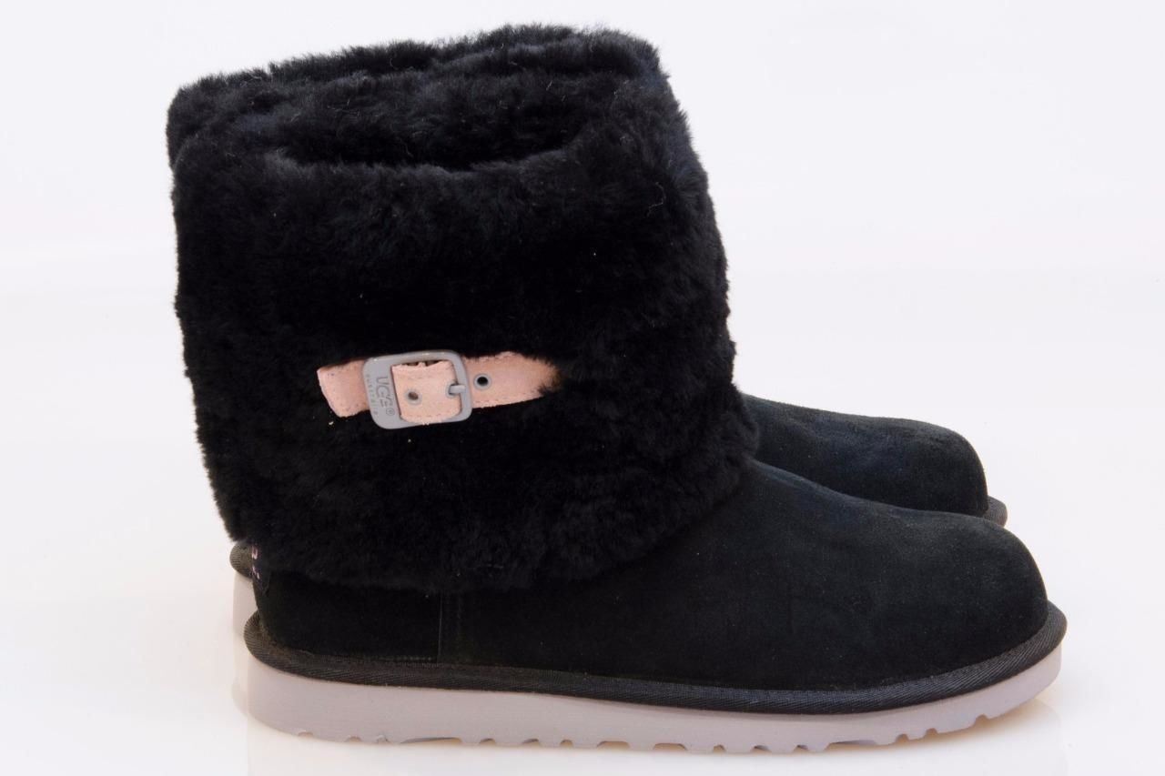 UGG ELLEE BLACK BOOTS