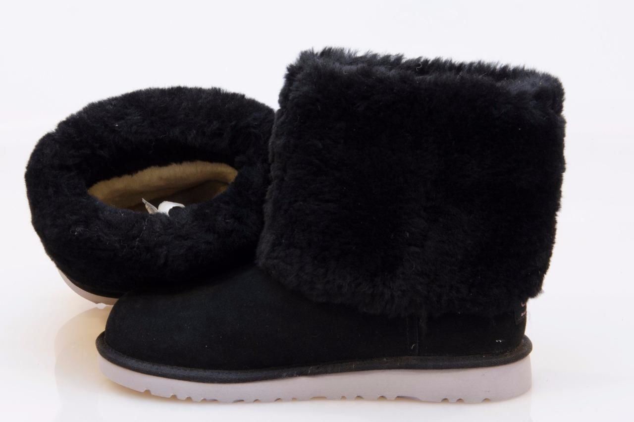 UGG ELLEE BLACK BOOTS