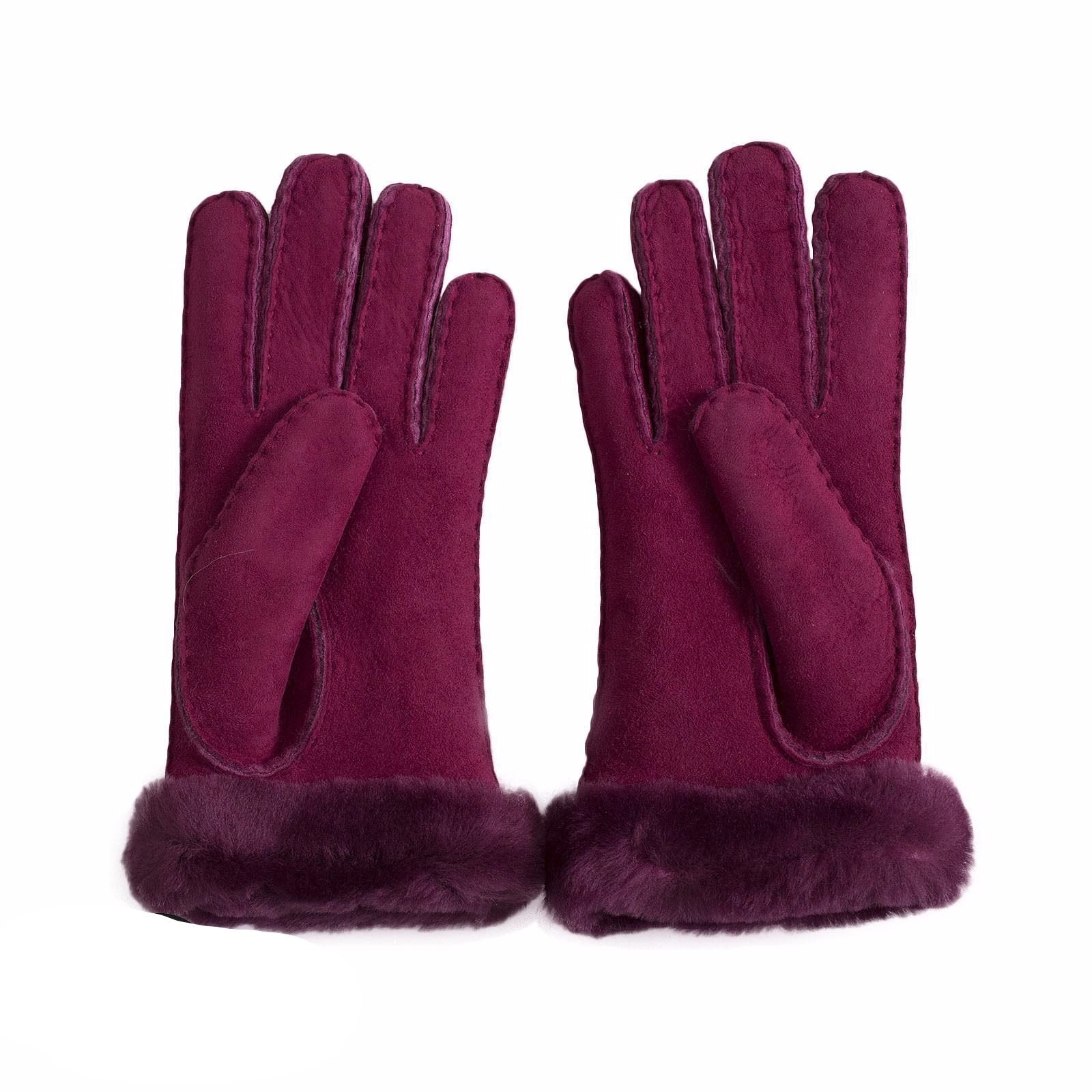 UGG Carter Smart Glove Lonely Hearts