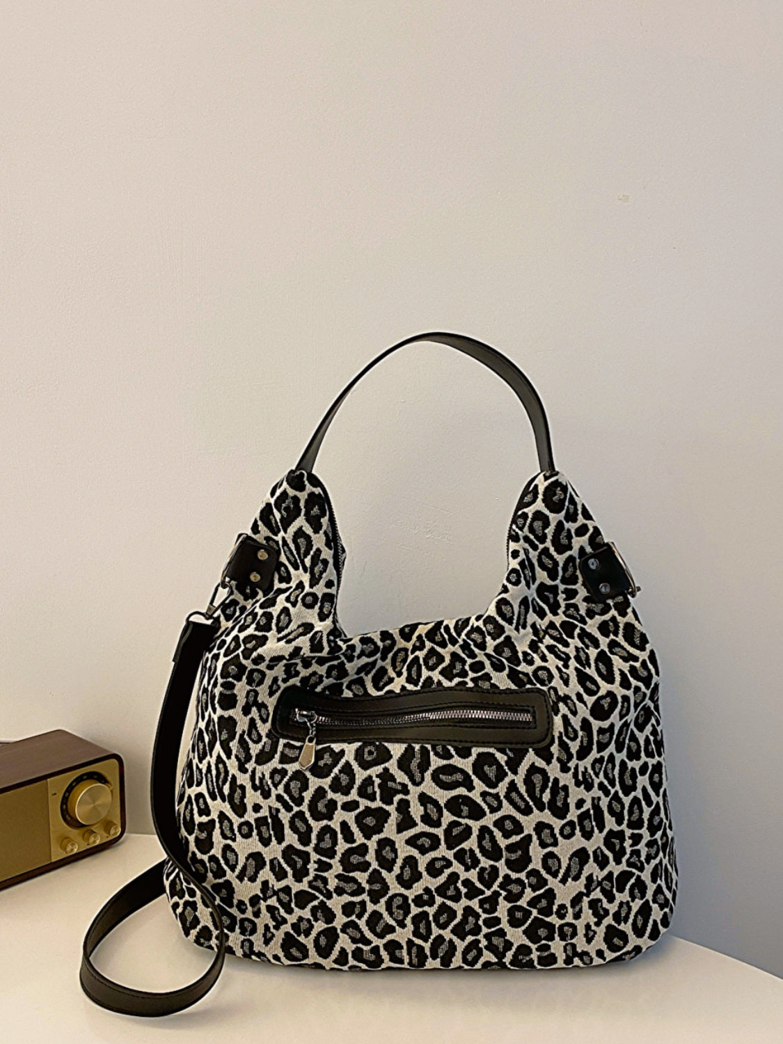 Leopard Polyester Shoulder Bag with Zippers