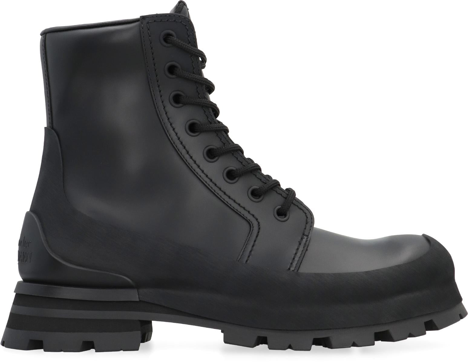 Alexander McQueen Wander Leather Lace-Up Boots