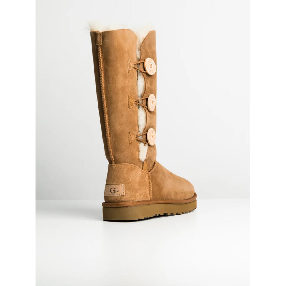 UGG Bailey Button Triplet II Chestnut  W-1016227-CHE Women's