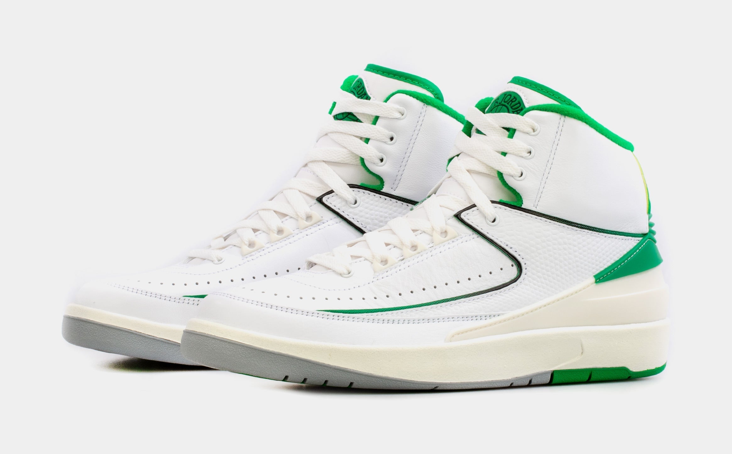 Air Jordan 2 Retro Lucky Green Mens Lifestyle Shoes (White/Green) Free Shipping