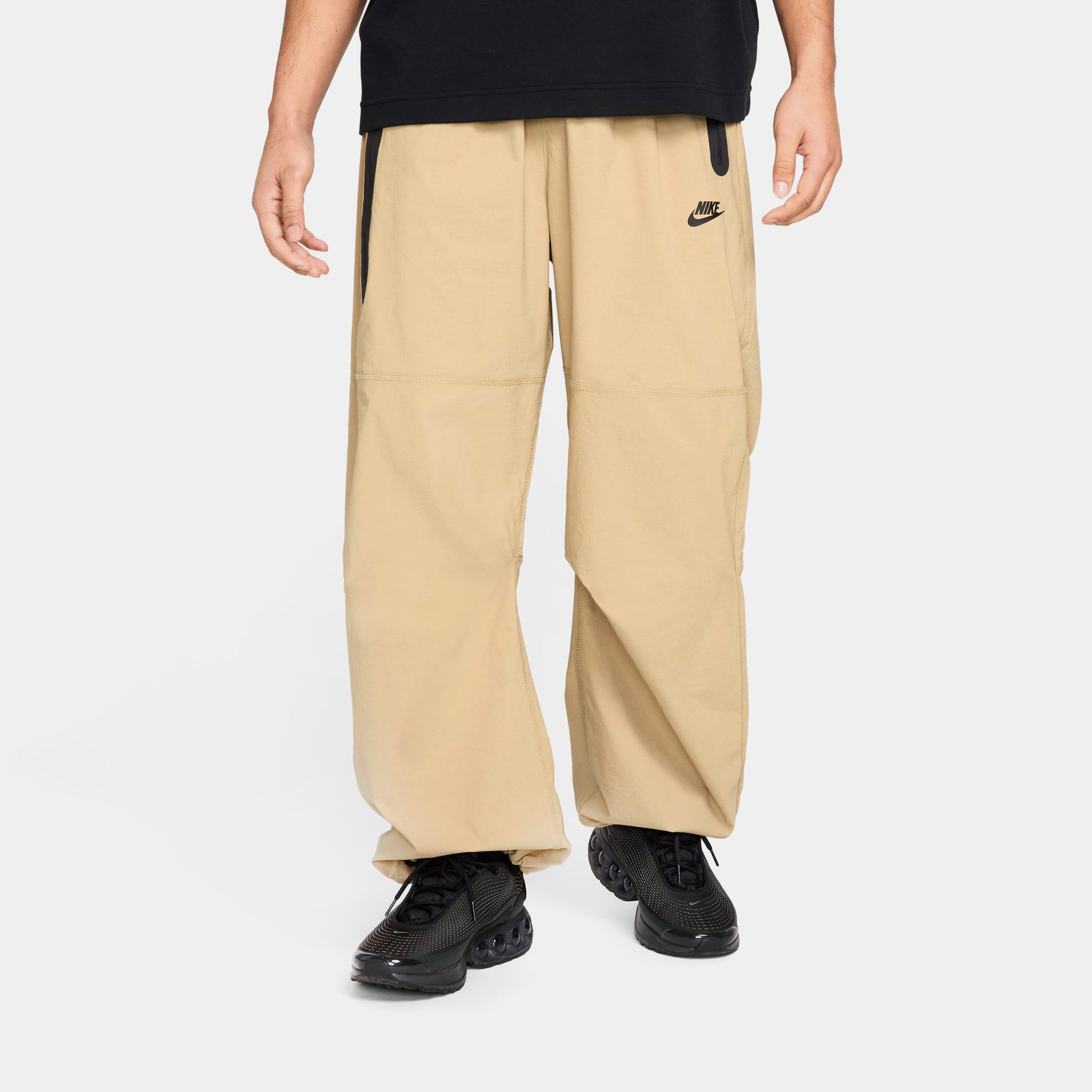 Tech Woven Oversized Trousers Mens Pants (Parachute Beige/Black)