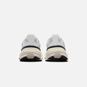 Nike WMNS V2K Runtekk - Summit White / Metallic Silver