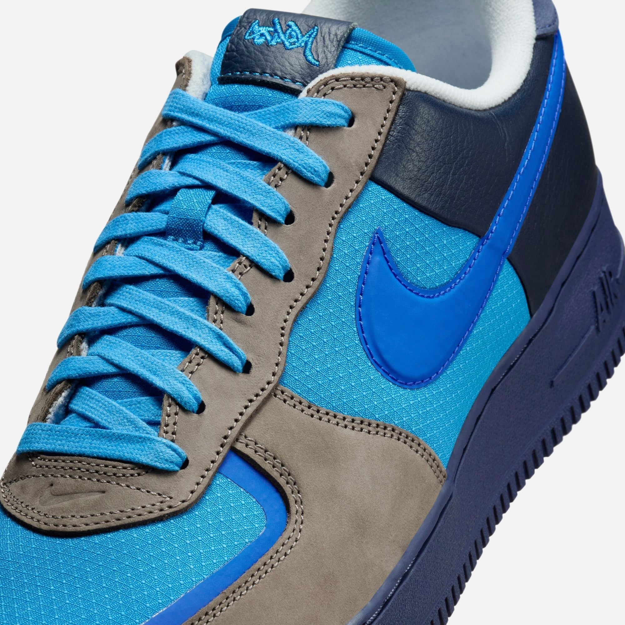 Nike x Stash Air Force 1 Low - Soft Grey / Varsity Royal / Harbor