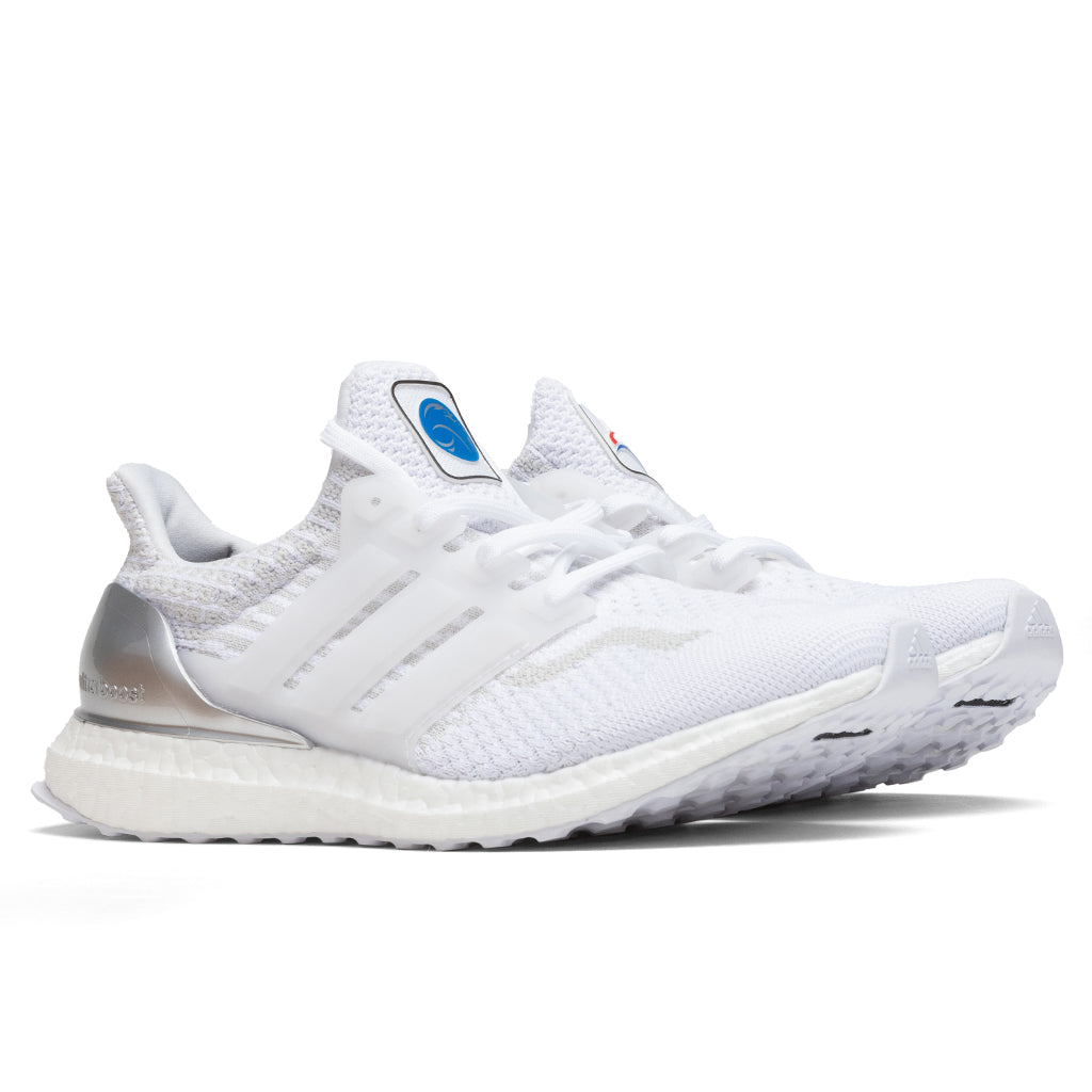 Adidas-Ultraboost-5.0-DNA-Women_s---Cloud-White-Grey-One-FY9874---12-27-2020---01-2.jpg