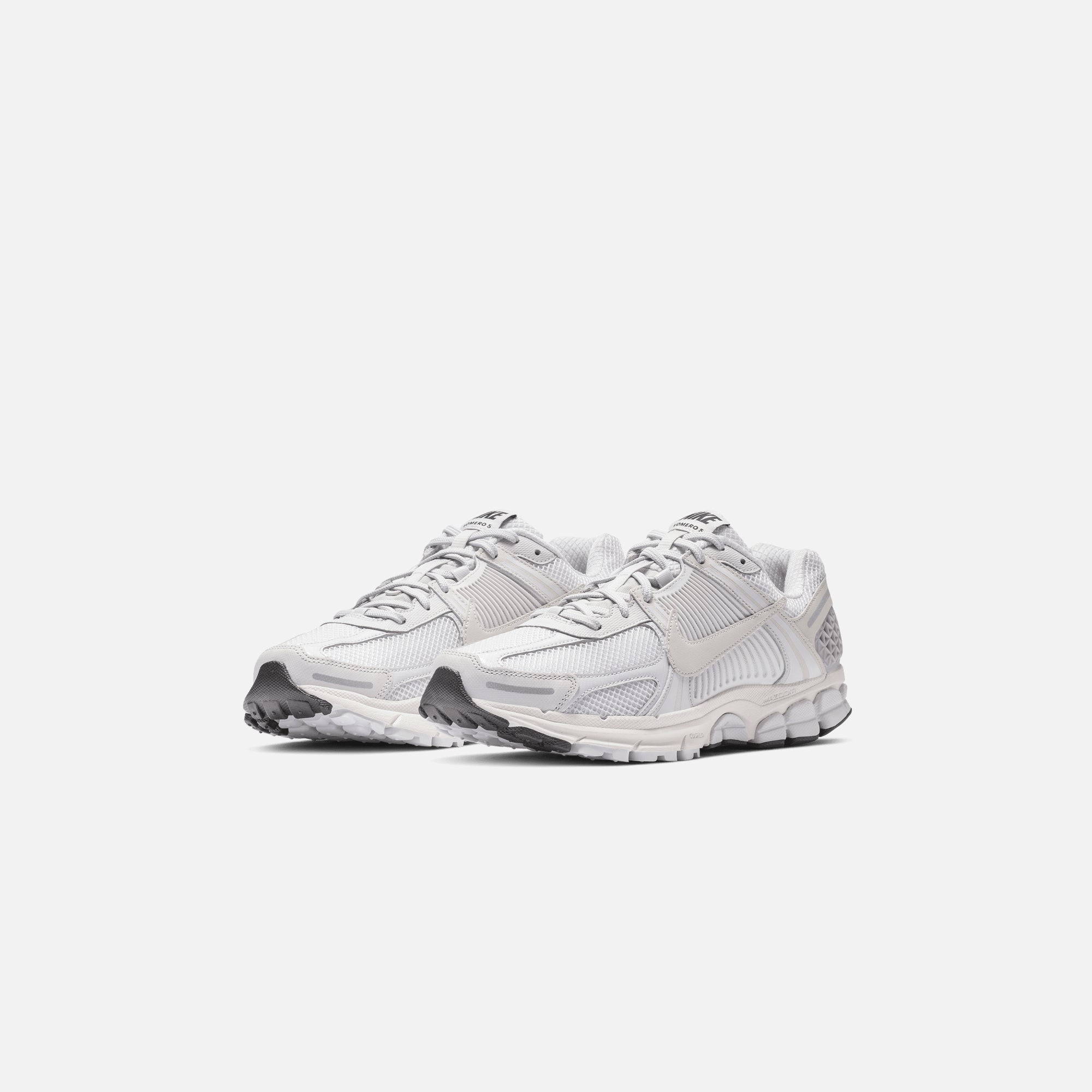 Nike Zoom Vomero 5 SP - Vast Grey / Black / Sail