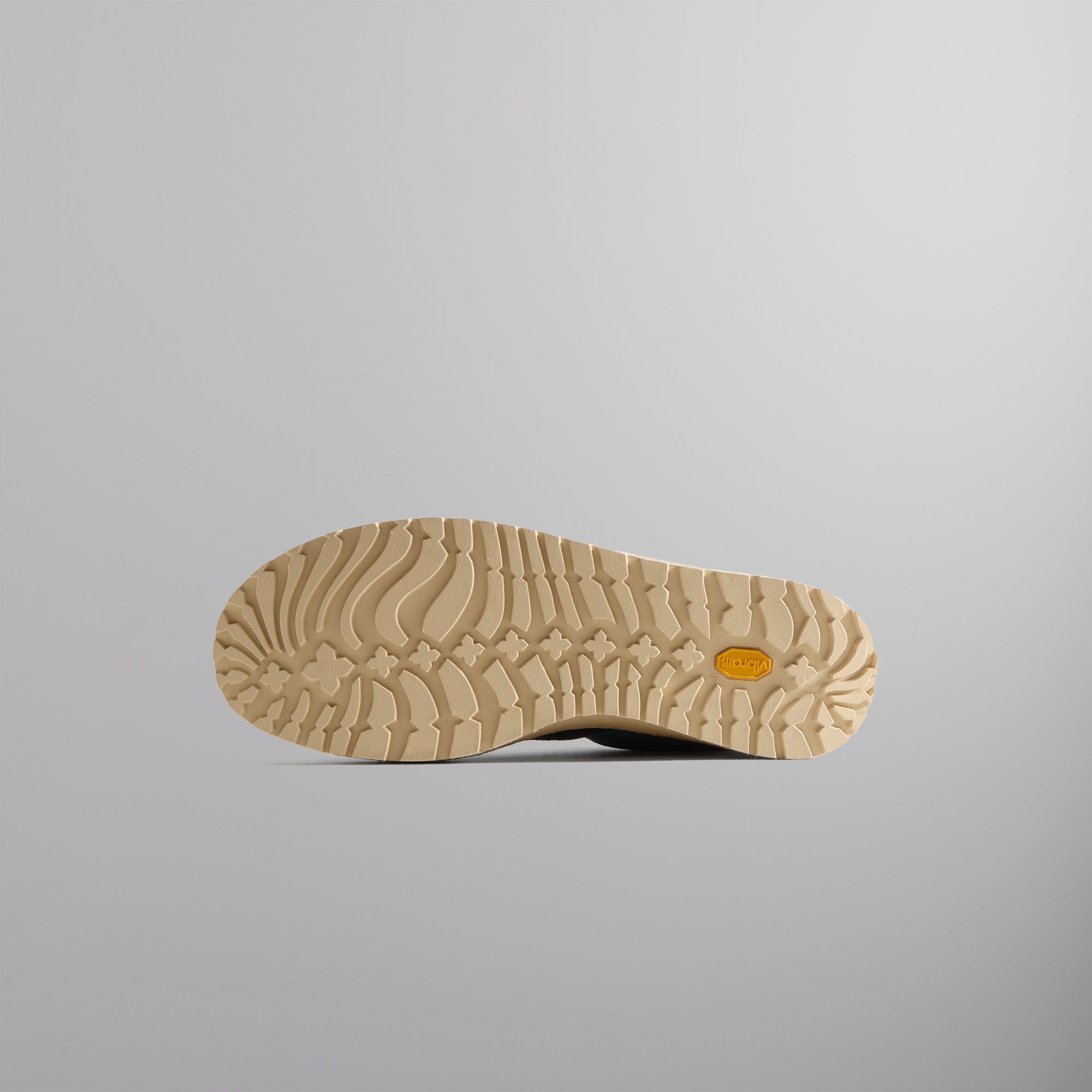 8th St by Ronnie Fieg for Clarks Originals Sandford 2 - Carbon / Stargazer