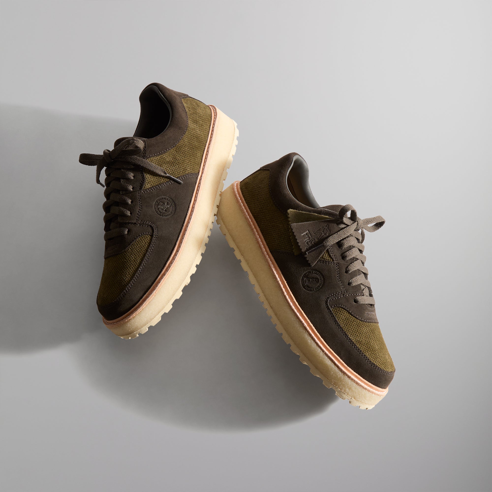 8th St by Ronnie Fieg for Clarks Originals Sandford 2 - Black Olive / Ivy Green