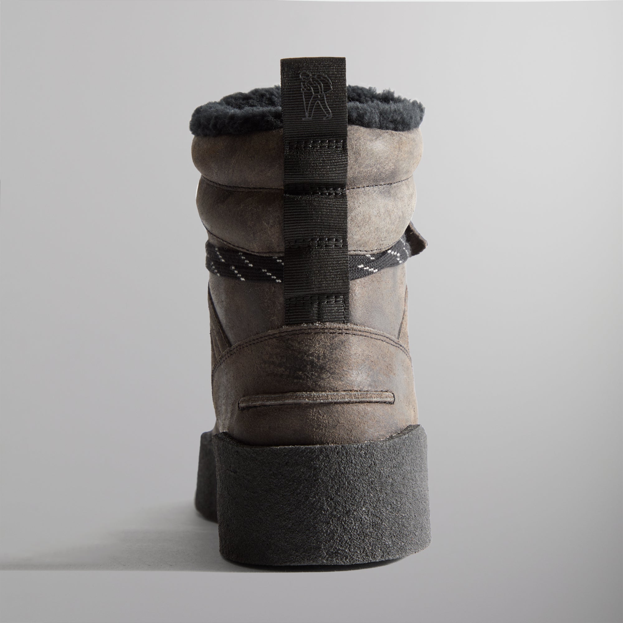 8th St by Ronnie Fieg for Clarks Originals Rushden Boot - Smoke Grey