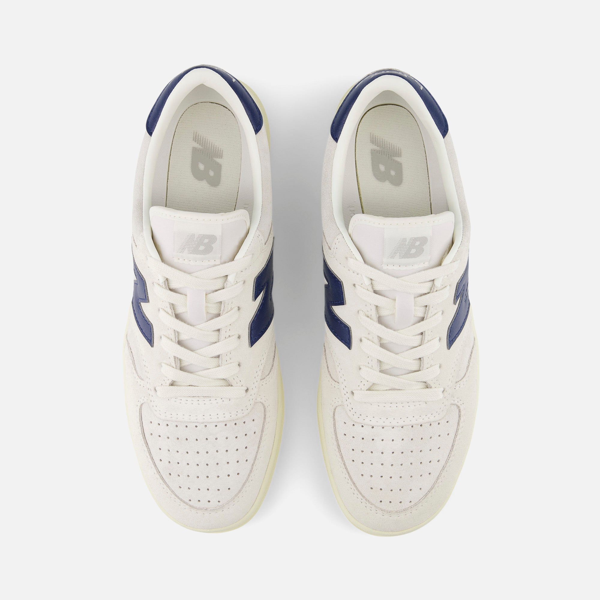 New Balance WMNS T500 - Sea Salt / Navy Angora