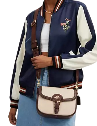 Coach-Amelia-Saddle-Bag-4-02_bfe9c818-19a5-437b-9649-5b498253e04e.png