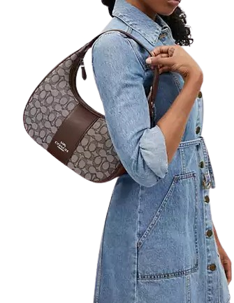 Coach-Carmen-Shoulder-Bag-13-02.png