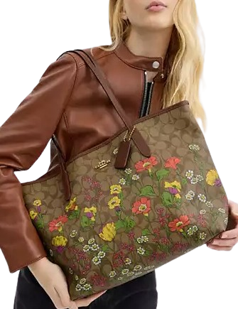 Coach-City-Tote-In-Signature-Canvas-With-Floral-Print-4-02.png