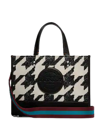 Coach-Dempsey-Carryall-With-Houndstooth-Print-And-Patch-4-01.png