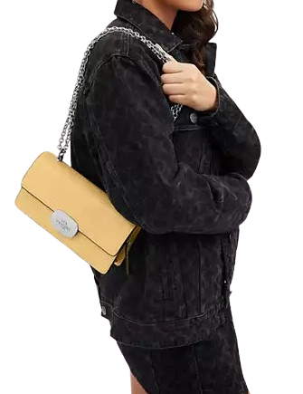 Coach-Eliza-Flap-Crossbody-12-02_aa766bb7-a557-4b9e-8a4c-36d6aa2ce544.png