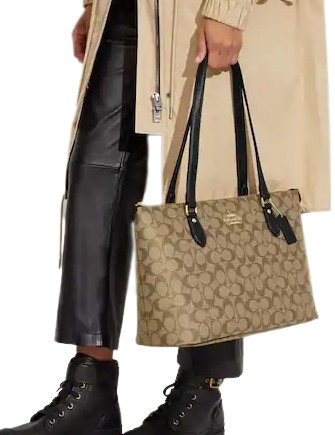 Coach-Gallery-Tote-In-Signature-Canvas-4-02_eb824085-8a99-4ae9-a910-be783a0852a0.png