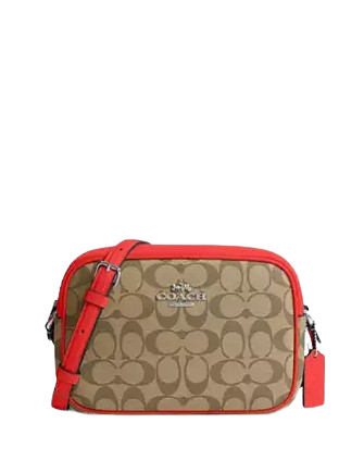 Coach-Jamie-Camera-Bag-In-Signature-Canvas-4-01_23871c70-967d-4250-835e-43170655a972.png