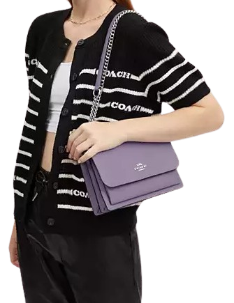 Coach-Klare-Crossbody-4-02_fc2ea78f-bbee-40df-9890-e0d3fd5aad5c.png