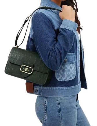 Coach-Large-Morgan-Square-Crossbody-4-02_f1795609-7751-4c88-ad80-73fbcdd76318.png