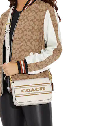 Coach-Logan-Messenger-With-Coach-Stripe-4-02.png