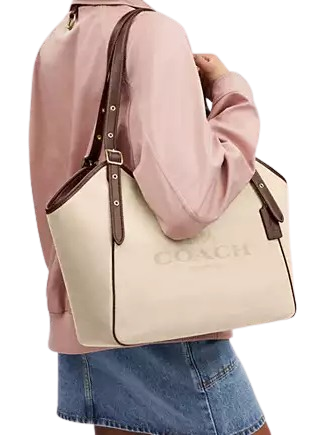 Coach-Meadow-Shoulder-Bag-4-02_b0406c3a-6717-4aa4-b7a3-4ba61f954aaa.png