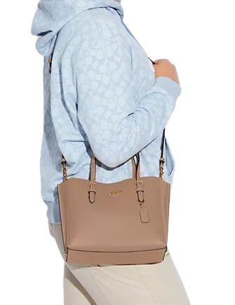 Coach-Mollie-Tote-254-02_0a7ae036-dfca-4d02-8365-2fee643d1a6b.png