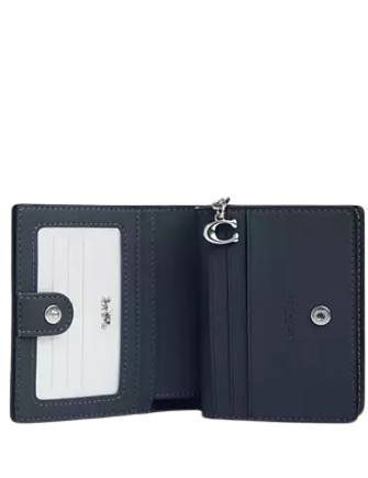 Coach-Snap-Wallet-In-Signature-Jacquard-5-02.png