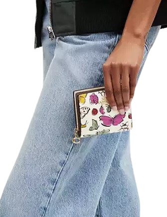 Coach-Snap-Wallet-With-Creature-Print-3-02.png