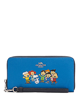 Coach-X-Peanuts-Long-Zip-Around-Wallet-With-Snoopy-and-Friends-2-01.png