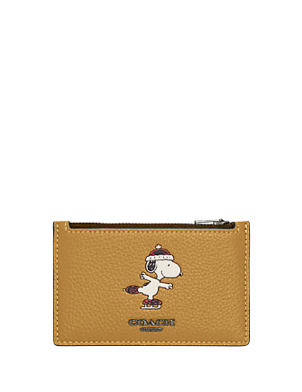 Coach-X-Peanuts-Zip-Card-Case-With-Snoopy-Motif-2-01.png