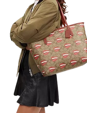 Coach-X-Tom-Wesselmann-City-Tote-In-Signature-Canvas-4-02.png