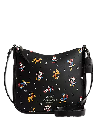 Disney-X-Coach-Ellie-File-Bag-With-Holiday-Print-4-01.png