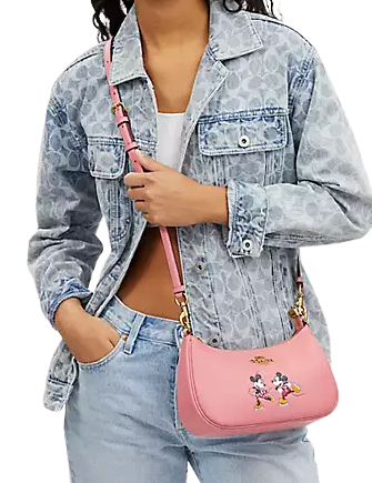 Disney-X-Coach-Teri-Shoulder-Bag-With-Ice-Skate-Motif-4-02.png