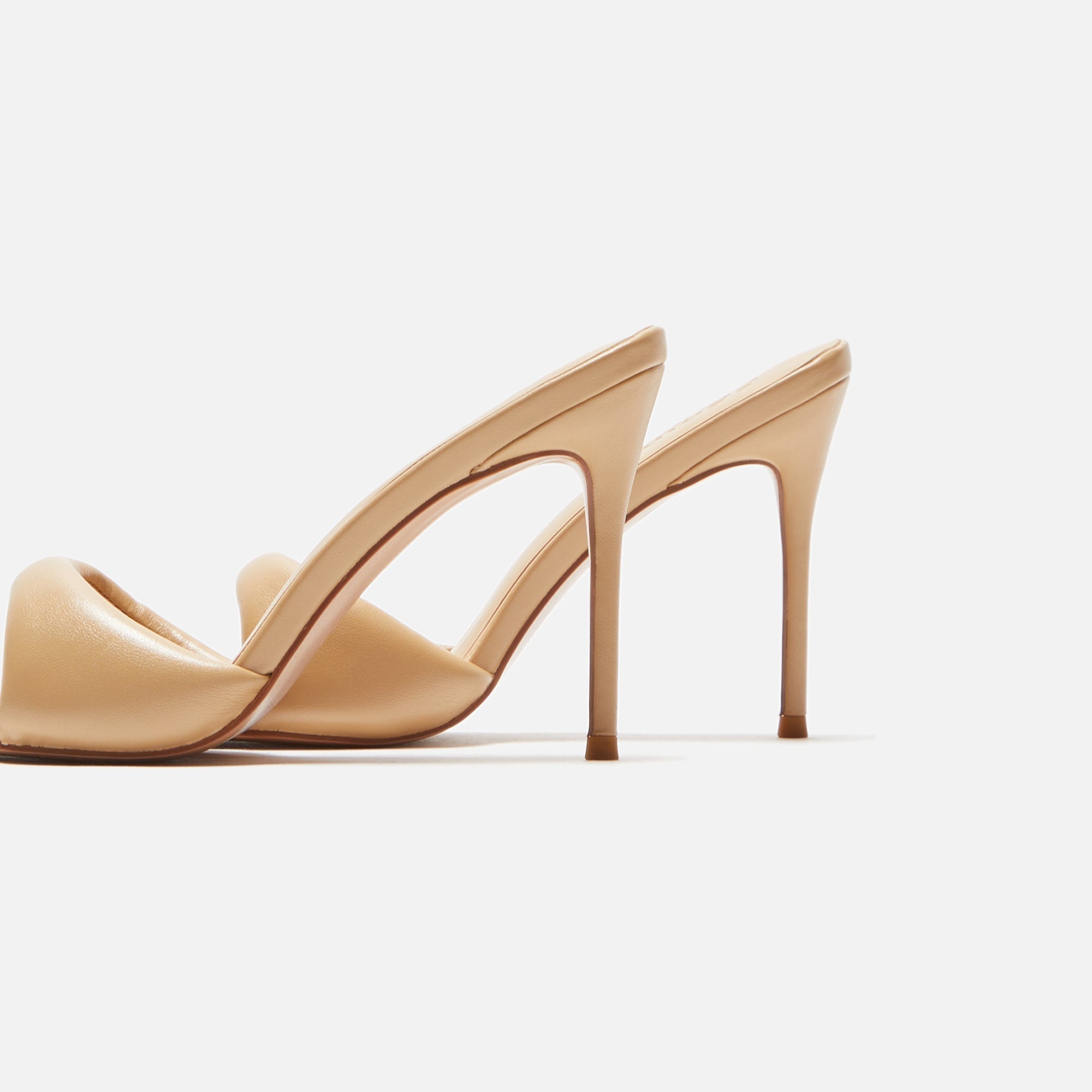 Femme LA Saint Slipper - Nude