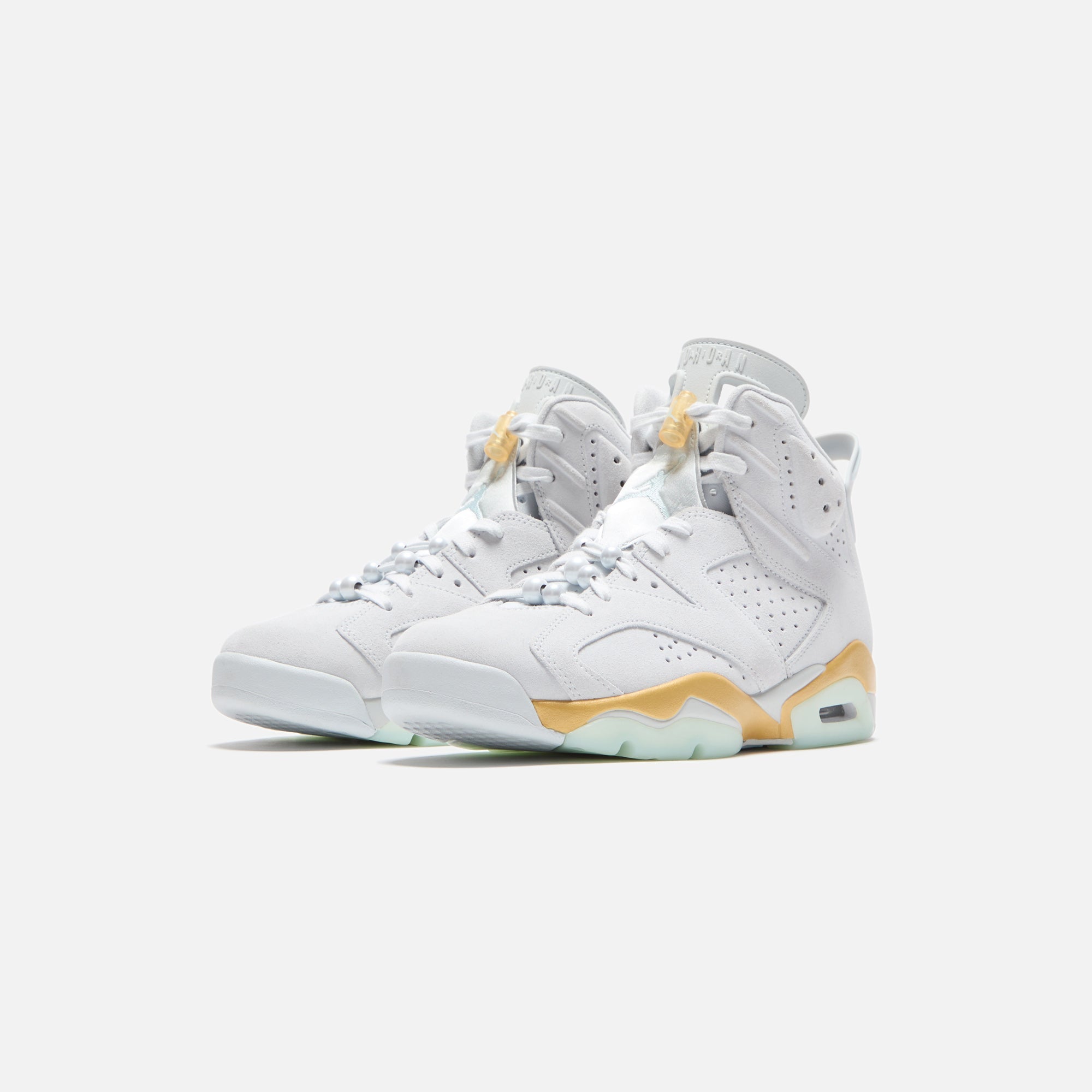 Jordan WMNS Air Jordan 6 Retro - Pure Platinum / Metallic Gold / Coconut Milk / Glacier Blue