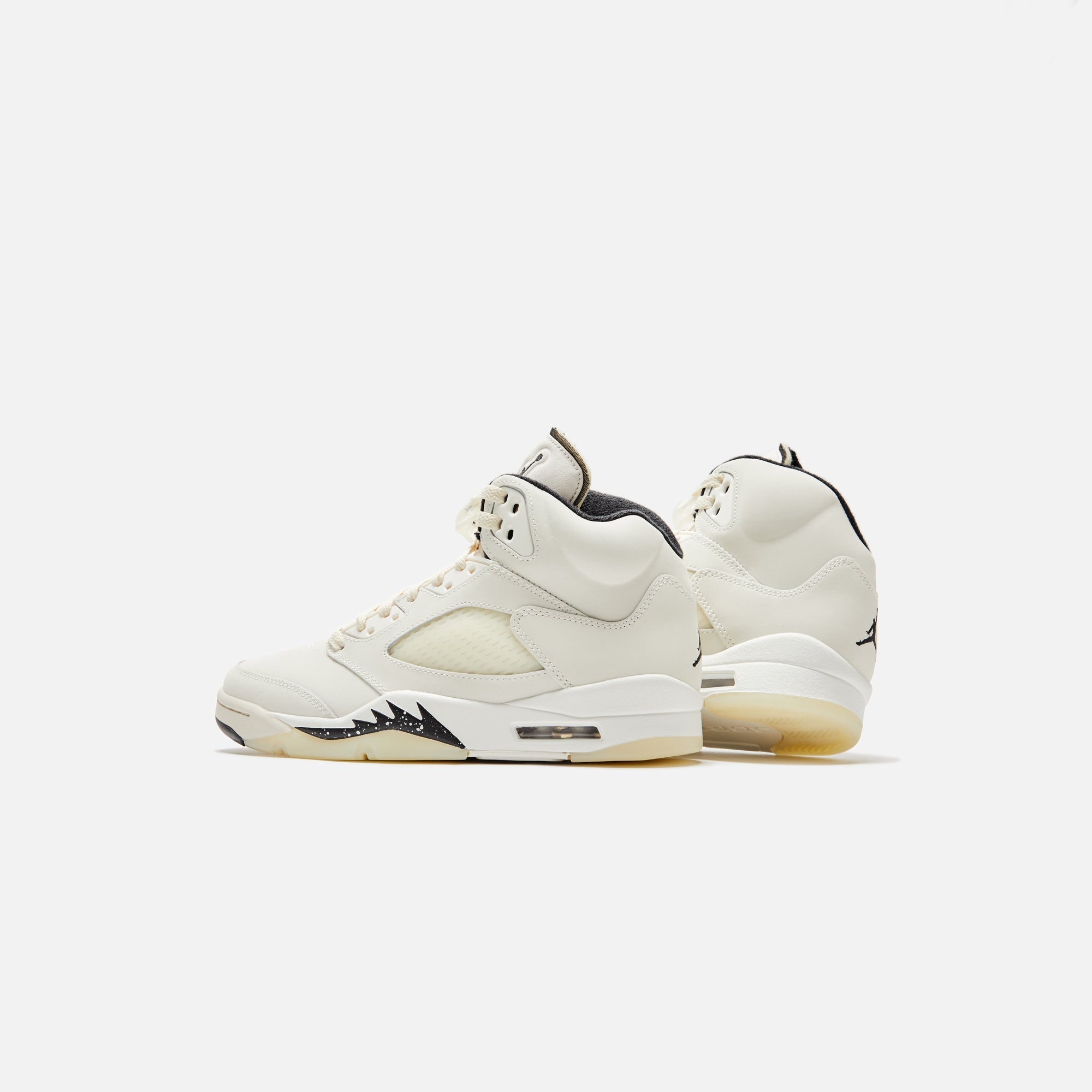 Nike Air Jordan 5 SE - Sail / Black-Light Orewood Brown / Coconut Milk