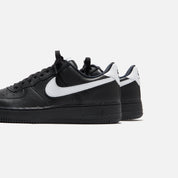 Nike Air Force 1 Low - Black / White / Black