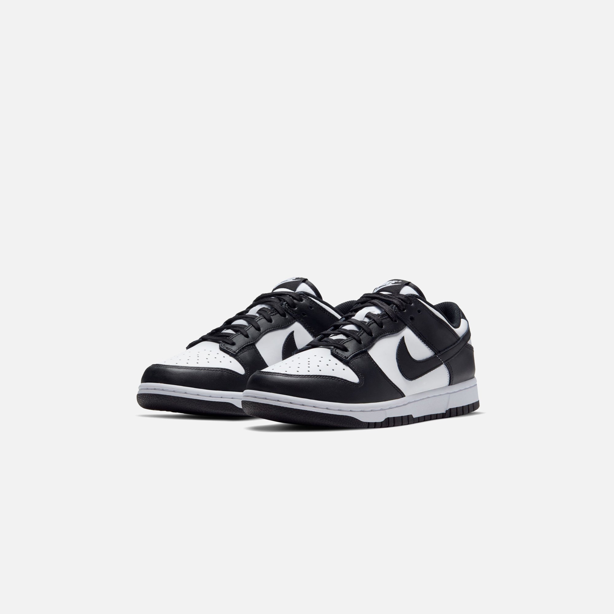 Nike WMNS Dunk Low - White / Black