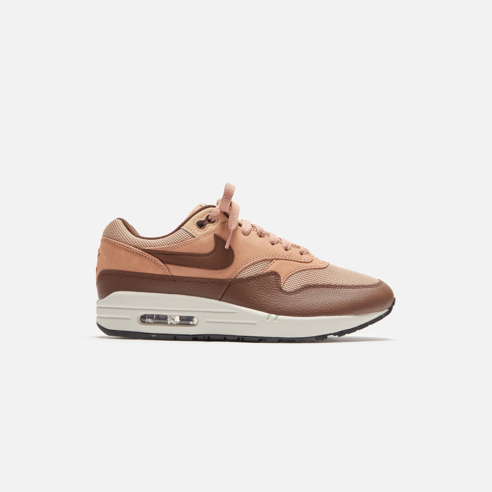 NKFB9660-200NikeAirMax1ScHempCacaoWowDustedClayLtOrewoodBrnBlack_5707copy.jpg